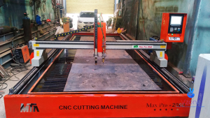 cắt cnc bmt