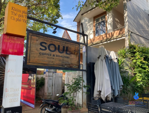 foreigner friendly coffee shop BMT