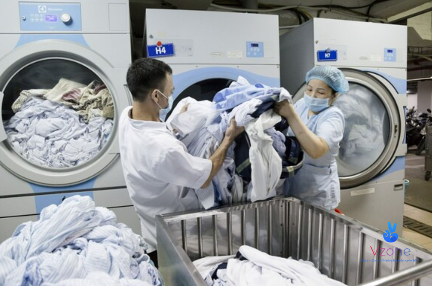 Những khó khăn khi tự giặt ủi trong lúc nuôi bệnh