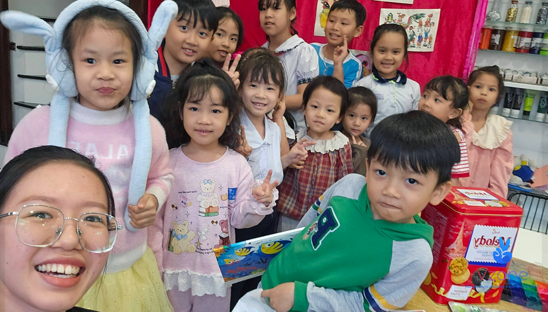 2. Lớp vẽ Hạnh Trâm BMT