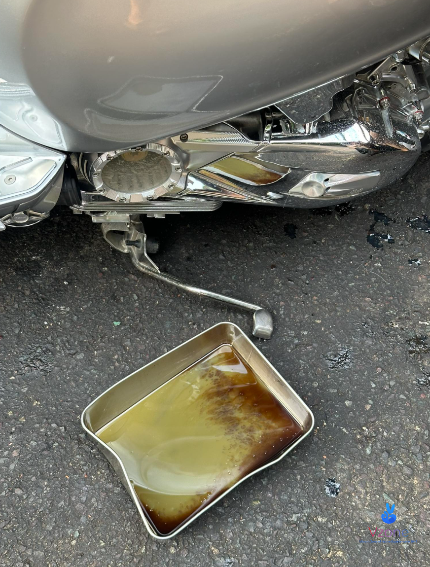 Xe tay ga (Air Blade, SH, NVX, Vario...) thay dầu sau bao nhiêu km?